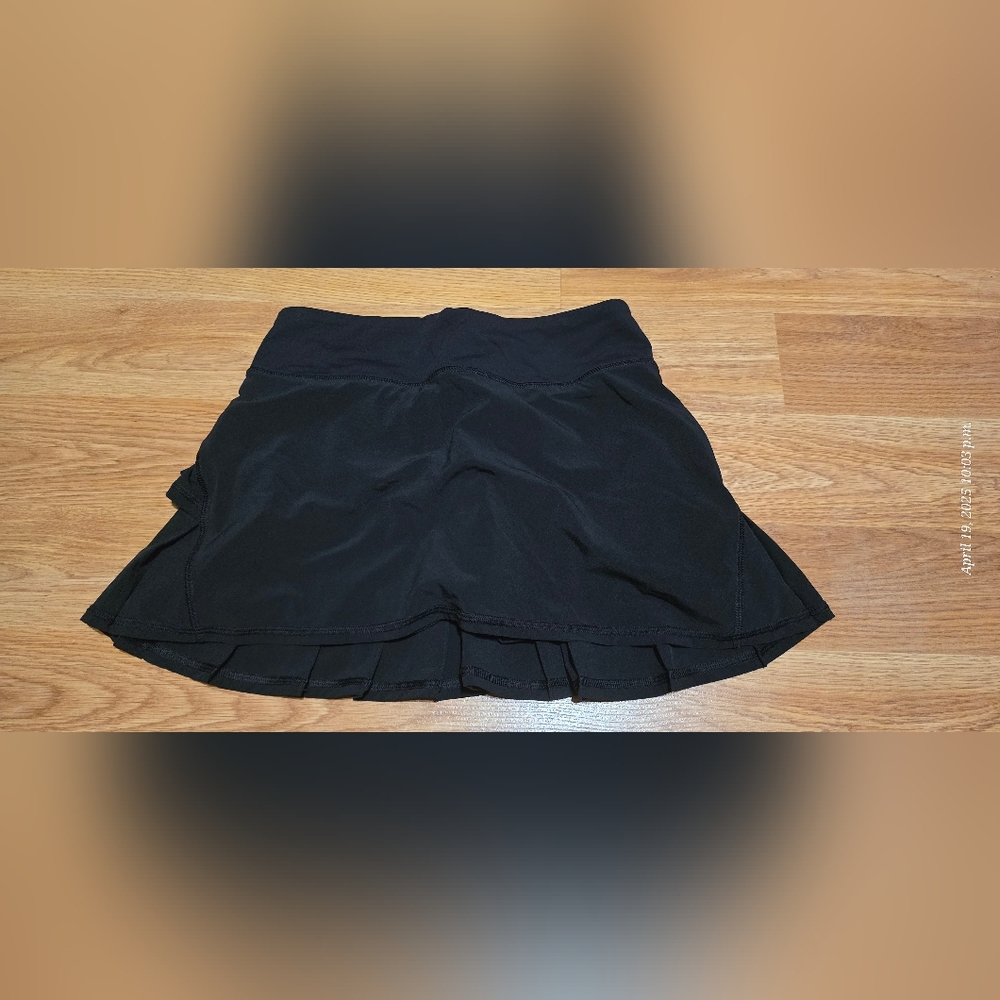 Lululemon Elegant Black Women's Skirt